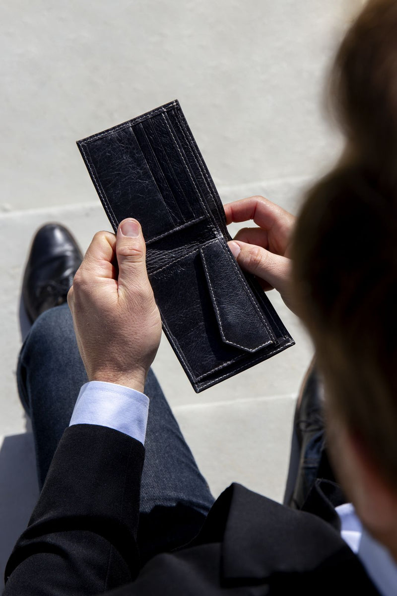 Men’s Classic Wallet - Black